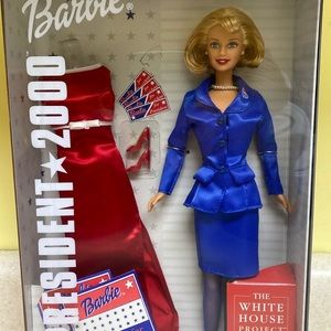 Vintage Barbie for President 2000  Toys R Us Exclusive. New in unopened box